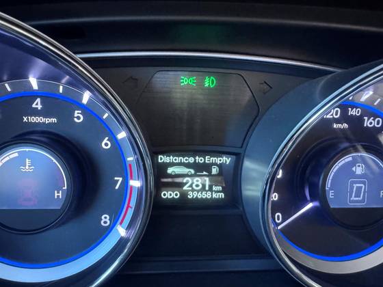 HYUNDAI SONATA 2.4 MPFI I4 16V 182CV GASOLINA 4P AUTOMÁTICO HYUNDAI SONATA 2.4 MPFI I4 16V 182CV GASOLINA 4P AUTOMÁTICO